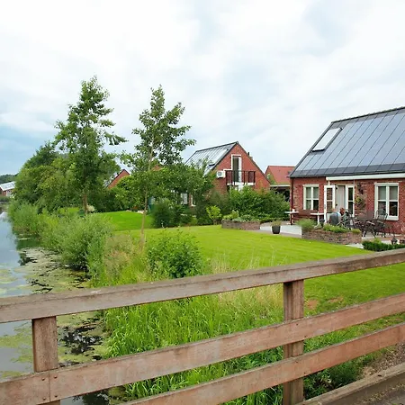 Vakantiepark Vesting De Bronsbergen *