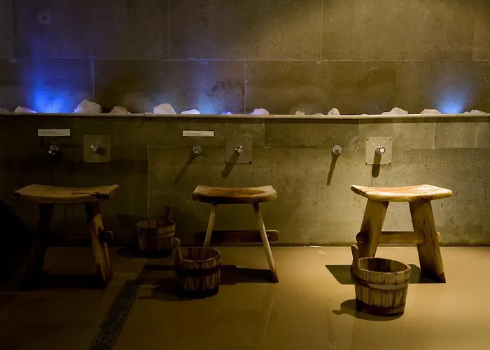 Vesting De Bronsbergen Vakantiepark